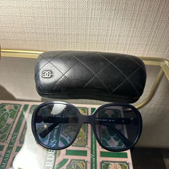 CHANEL | Accessories | Chanel Blue Acetate Frame Gradient  display picture 3